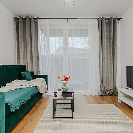 Shortstaypoland Zupnicza B83 Apartment *